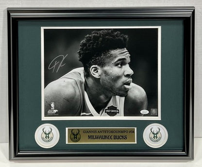 Giannis Antetokounmpo Milwaukee Bucks Signed 11x14 Framed Photo Mint Auto JSA