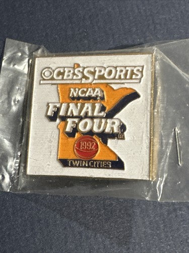 1992 NCAA Final FOUR CBS MEDIA BROADCASTERS PIN Mint Twin Cities Duke Champions