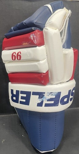 Wayne Gretzky Rangers Signed Hespeler Game Model Hockey Glove Pair Auto UDA COA