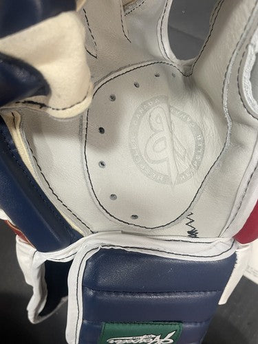 Wayne Gretzky Rangers Signed Hespeler Game Model Hockey Glove Pair Auto UDA COA