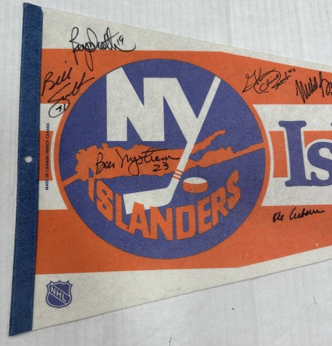 1984 NY Islanders Team Signed Pennant Mike Bossy Al Arbour Auto Frozen Pond Coa