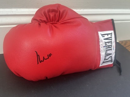 Muhammad Ali Signed Everlast Boxing Glove BAS 10  Gem Mint Graded Auto PSA COA