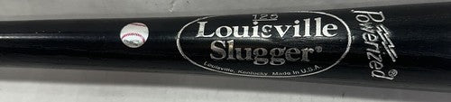 Derek Jeter Yankees Louisville Slugger DJ3K LE Commemorative 3,000 Hit Model Bat