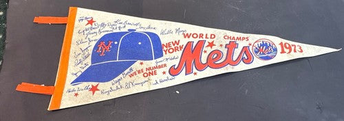 Vintage 1973 NY Mets World Series Champs Roster Phantom Pennant Willie Mays Rare