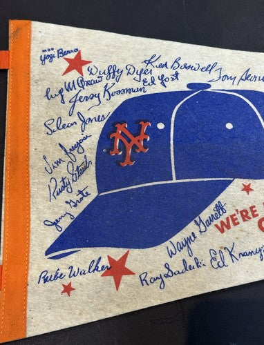 Vintage 1973 NY Mets World Series Champs Roster Phantom Pennant Willie Mays Rare