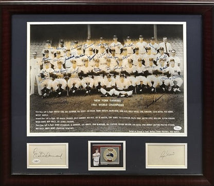 Yankees 1961 WS Team Signed 16x20 Framed Photo 34 Auto Maris Mantle JSA LOA HOF