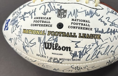 2008 Pro Bowl Team Signed NFL Football Adrian Peterson Tony Romo 40 + Auto Coa