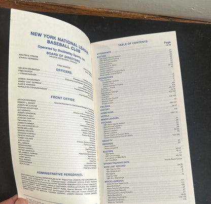 1982 New York Mets PRESS RADIO  TV Information Media GUIDE Mint Crisp