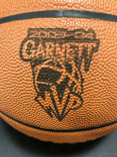 Kevin Garnett Signed Spalding Official Game Basketball 2004 MVP Auto BAS LE /121