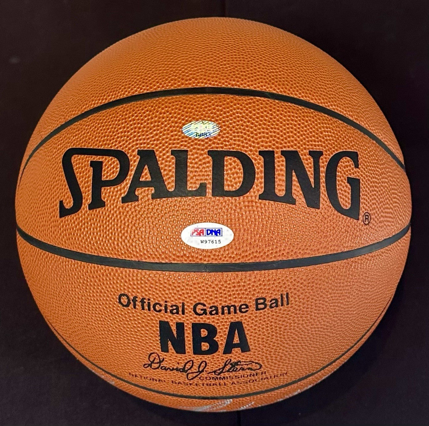 Oscar Robertson Signed Official NBA Game Basketball Bucks HOF 79 Auto PSA COA