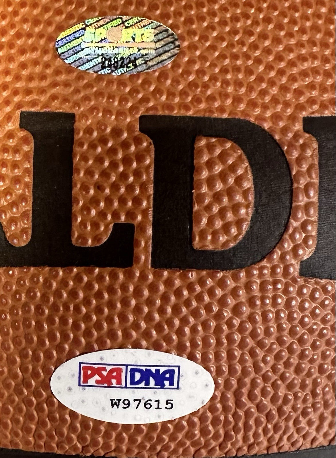 Oscar Robertson Signed Official NBA Game Basketball Bucks HOF 79 Auto PSA COA