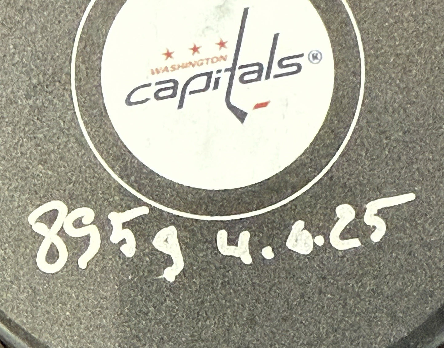 Alexander Ovechkin Signed Capitals #895 Record Dated Goal Puck Auto Fanatics Coa