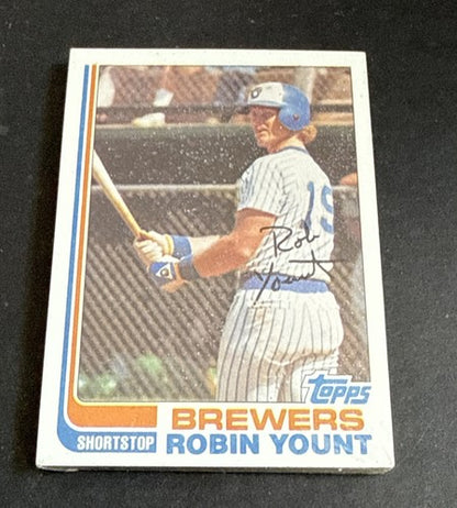 1982 Topps Baseball Grocery Sealed cello Pack Robin Yount HOF Top Bucky Dent MT