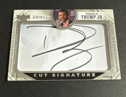 2022 Decision Vault Cut Signature DONALD TRUMP JR. Signed Mint Auto