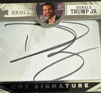 2022 Decision Vault Cut Signature DONALD TRUMP JR. Signed Mint Auto