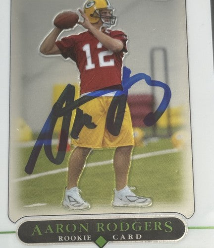 2005 TOPPS CHROME #190 AARON RODGERS ROOKIE Bgs 8.5 & BAS 10 AUTO Mint Rc
