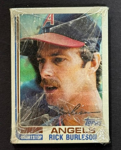 1982 Topps Grocery cello pack Sealed  12 Cards Cal Ripken Jr Rookie #21 Top Mint
