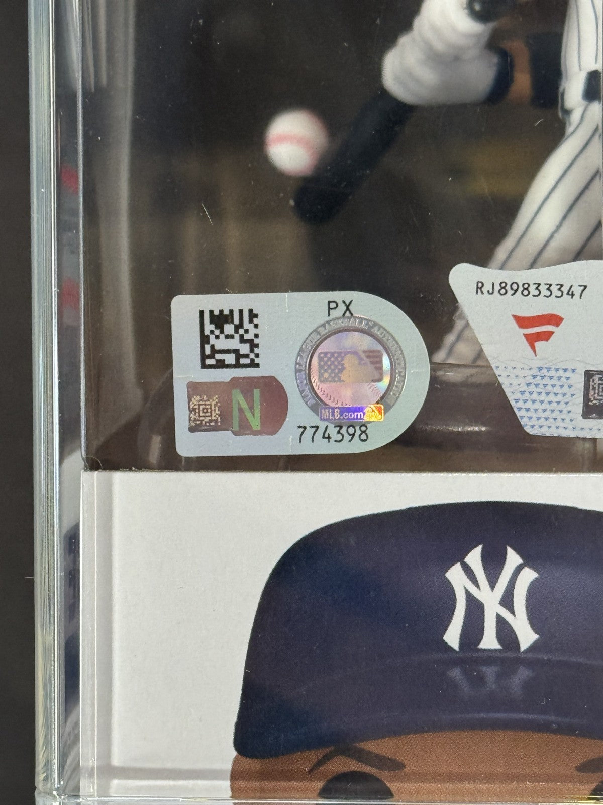 Aaron Judge Signed Funko Pop with Case NY Yankees Mint Auto Fanatics MLB COA