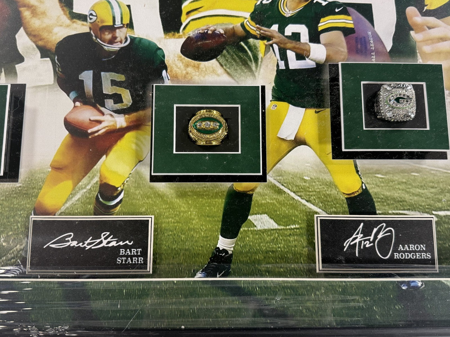 Green Bay Packers 24x30 3D Framed Super Bowl Rings Photo Shadowbox Rodgers Favre