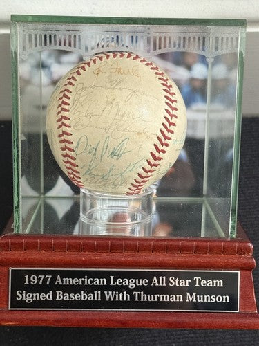 1977 A.L All Star Game Team Signed Baseball Thurman Munson Brett Auto Psa W/case