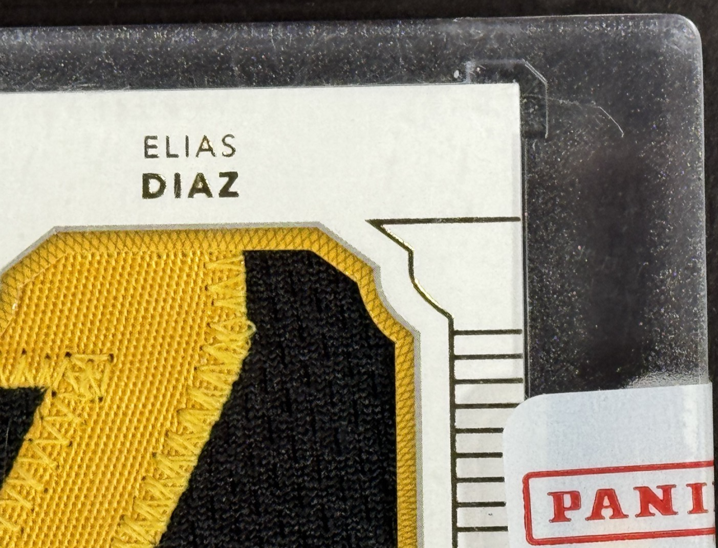 2016 Panini National Treasures Elias Diaz Rookie Patch Auto LE /25 Pirates RPA
