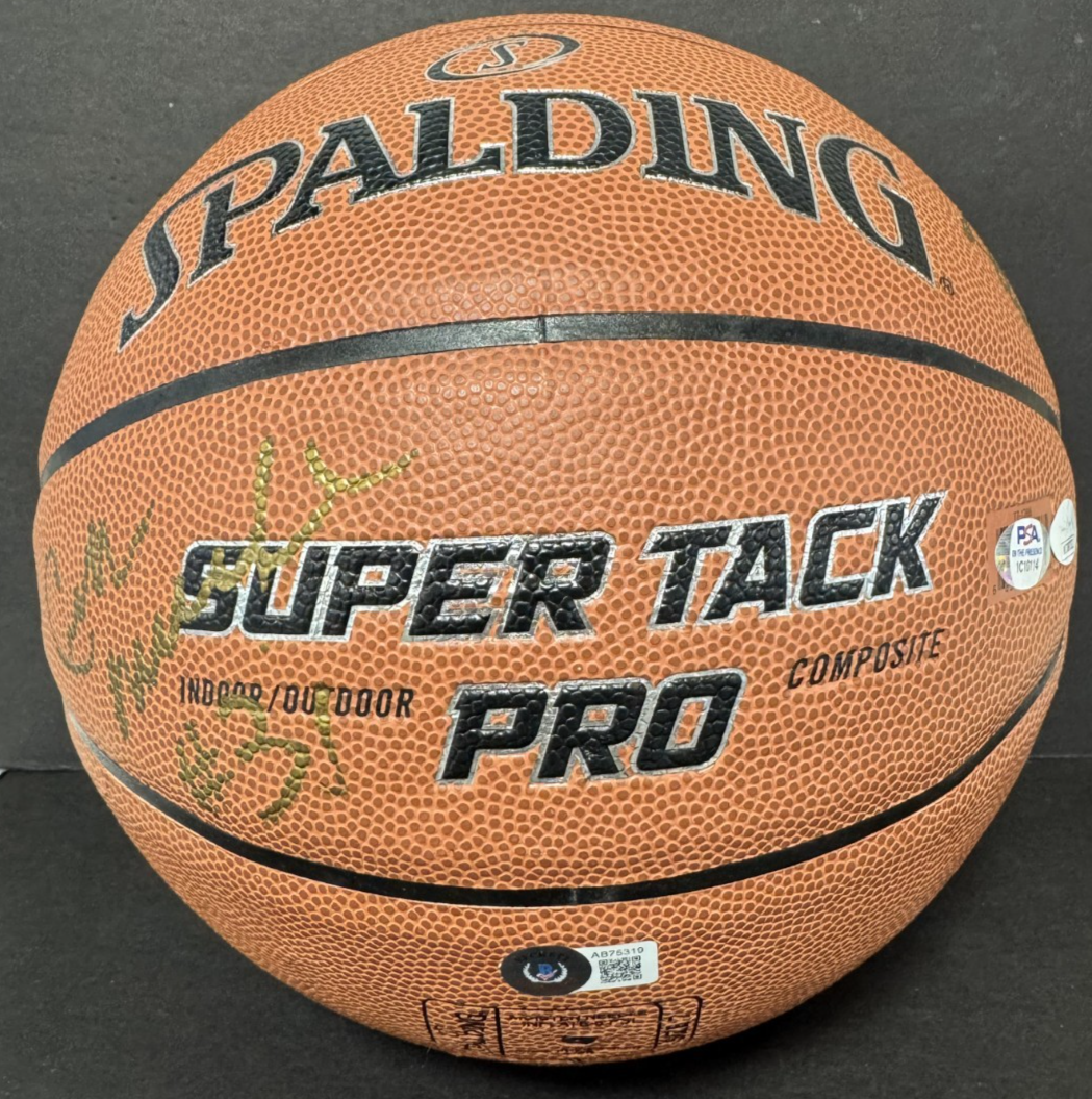 1981 Boston Celtics NBA Champs Team Signed Basketball BAS PSA W/case Larry Bird