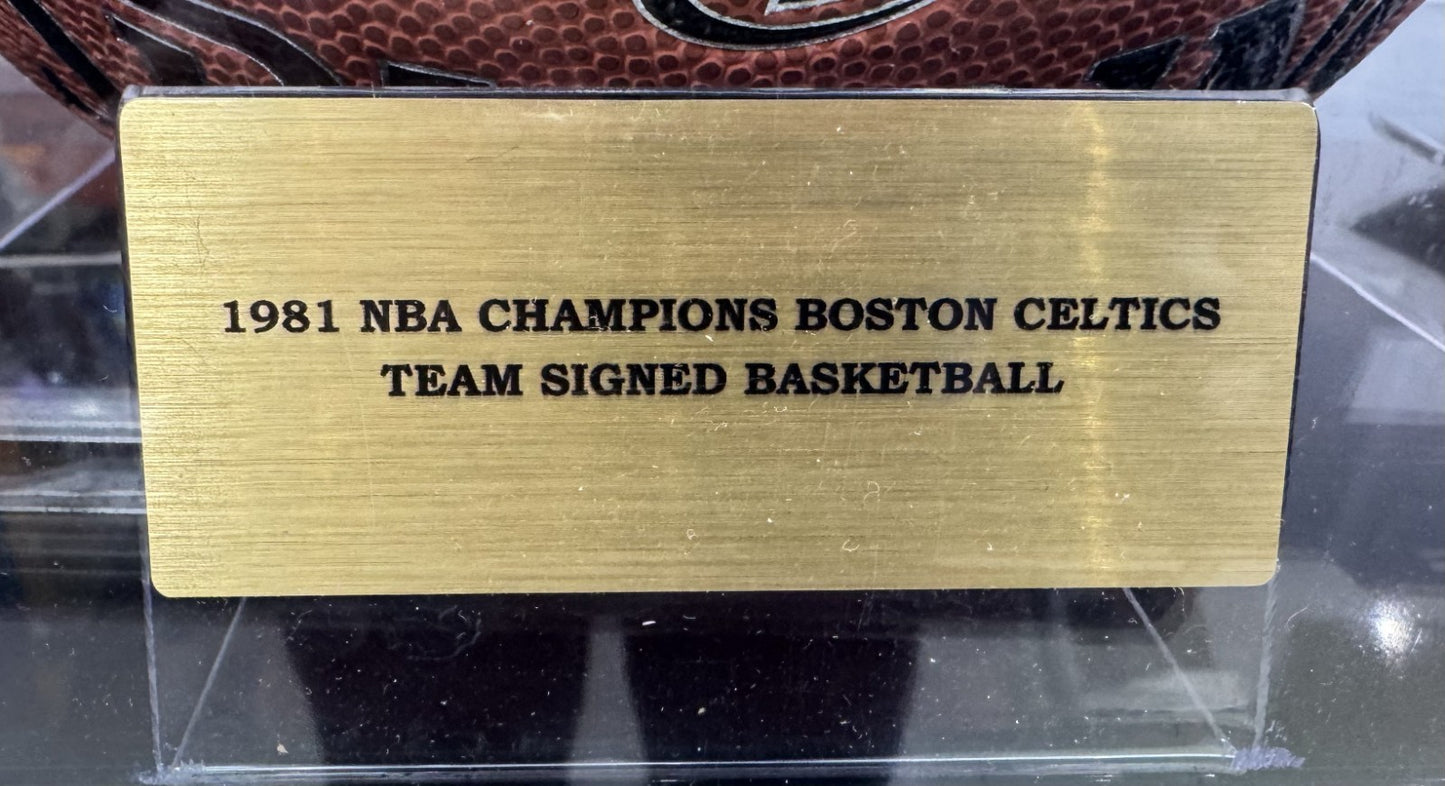 1981 Boston Celtics NBA Champs Team Signed Basketball BAS PSA W/case Larry Bird
