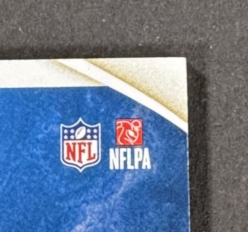 2020 Panini Immaculate Hunter Henry Premium Patch Auto Card LE /99 NE Patriots
