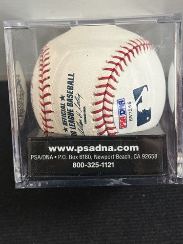 Tony Gwynn Signed Official Baseball Psa 9 Auto & Ball In Case HOF Auto Padres