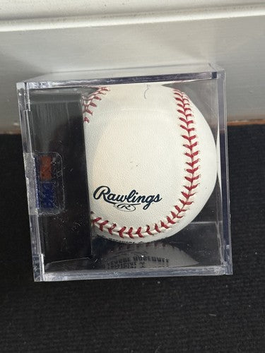 Tony Gwynn Signed Official Baseball Psa 9 Auto & Ball In Case HOF Auto Padres