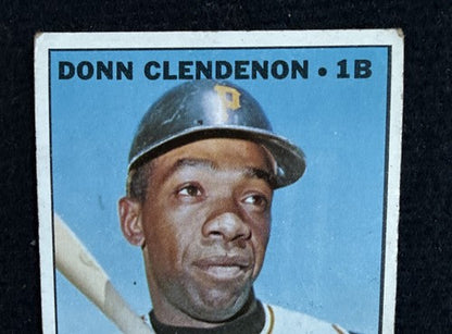 1967 Topps Set-Break #535 Donn Clendenon VG Centered Light Crease