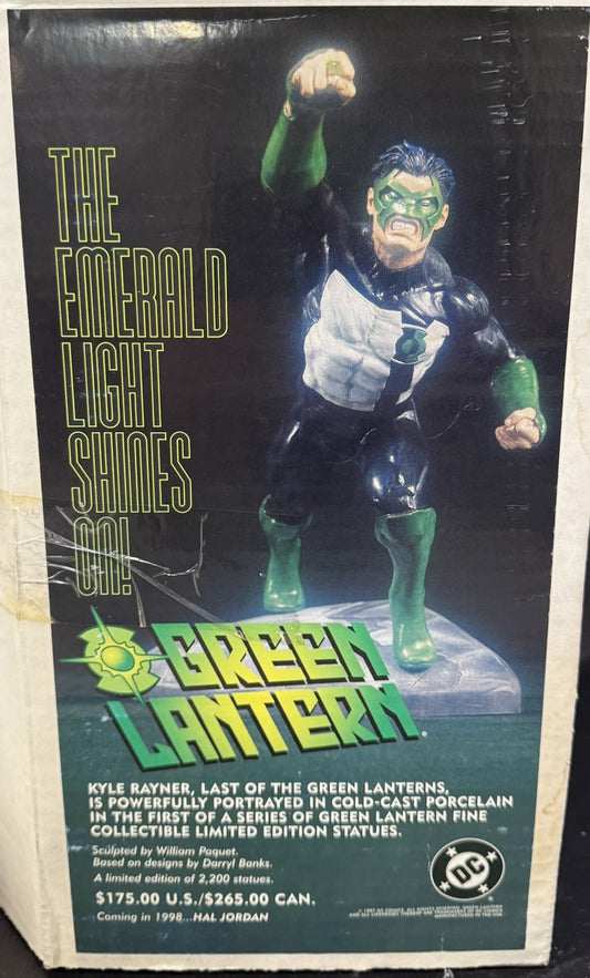 Green Lantern Kyle Rayner The Emerald Light Shines On Statue LE /2,200 W/ Box