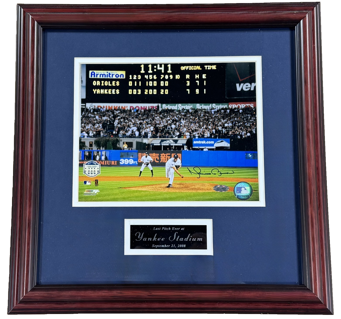 Mariano Rivera Signed Framed 8x10 Photo Final Pitch Yankee Stadium Auto Steiner