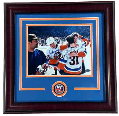 Mike Bossy Billy Smith Signed 8x10 Photo Framed Islanders Cup HOF Auto Steiner