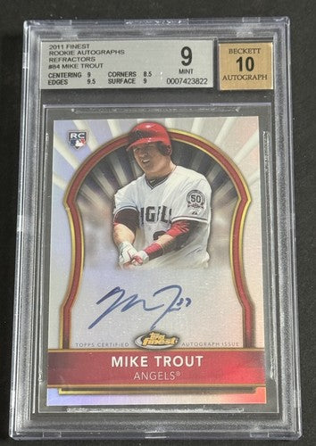 2011 Mike Trout Topps Finest Refractor Rookie /499 BGS 9 /10 Auto Mint Rc