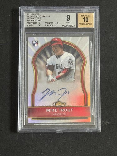 2011 Mike Trout Topps Finest Refractor Rookie /499 BGS 9 /10 Auto Mint Rc
