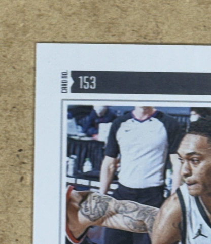 2020-21 Panini Chronicles Luminance Devin Vassell Gold 7/10 #153 RC Spurs Mint