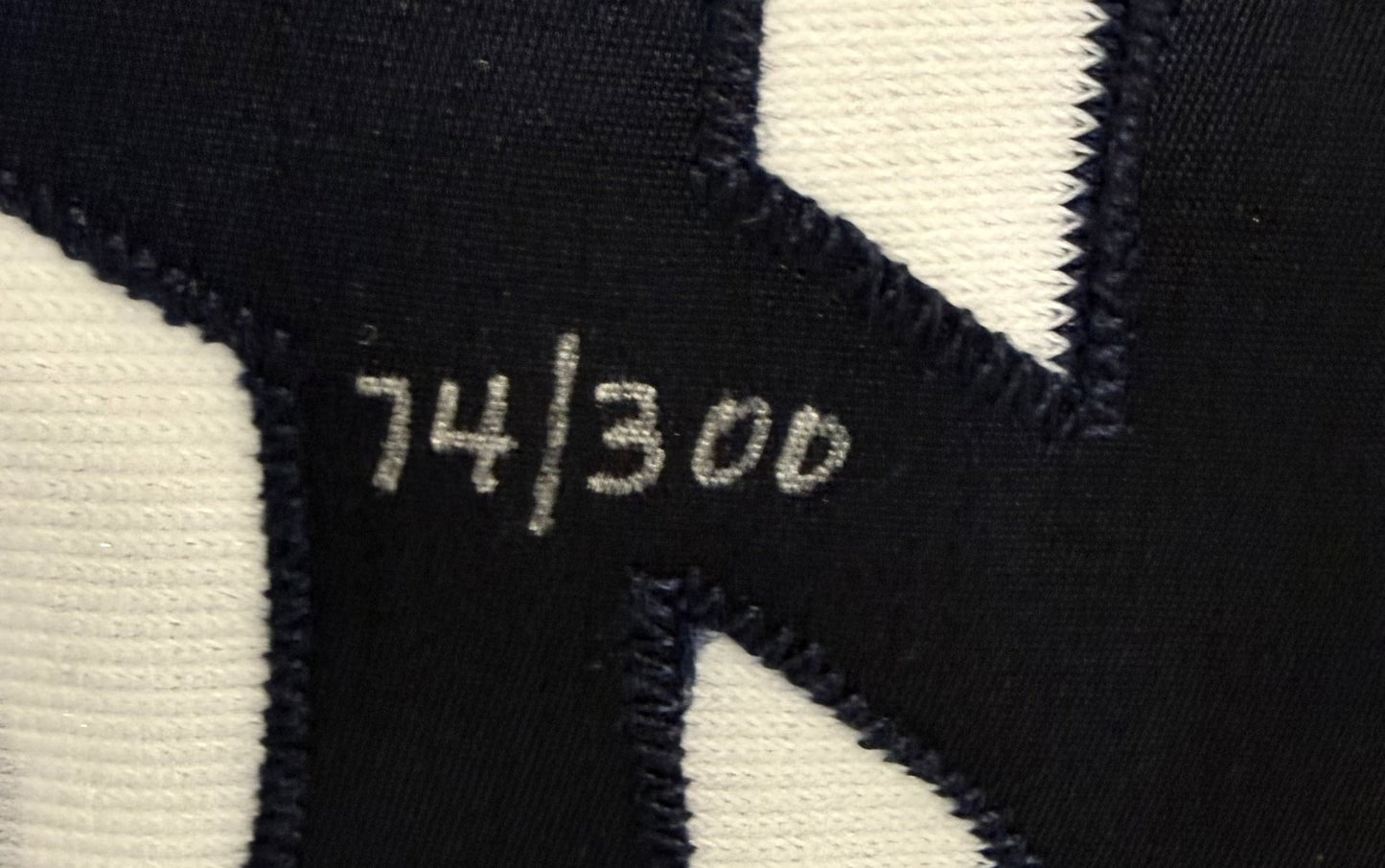 Roger Clemens #22 Signed Authentic Jersey 300 Win Club auto Yankees mlb tristar