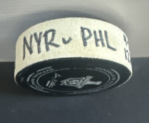 NY Rangers vs Flyers Game Used Official Puck Msg  2014 Playoffs Steiner Coa