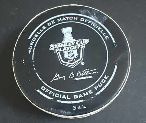 NY Rangers vs Flyers Game Used Official Puck Msg  2014 Playoffs Steiner Coa