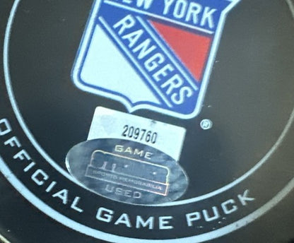 NY Rangers vs Flyers Game Used Official Puck Msg  2014 Playoffs Steiner Coa