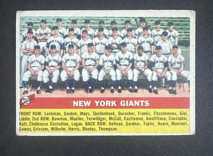 1956 TOPPS NY GIANTS TEAM CARD #226 WILLIE MAYS Ex