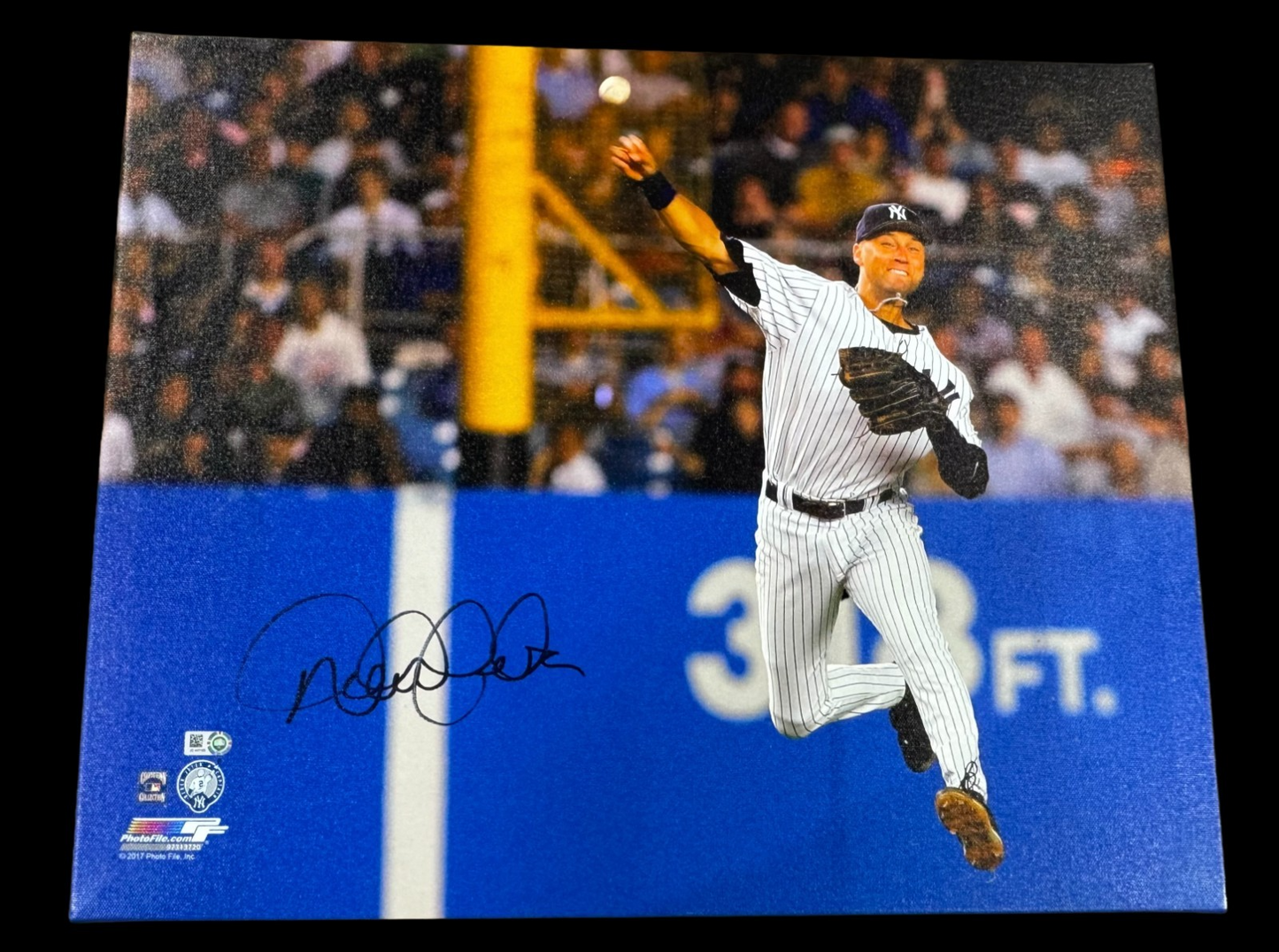 Derek Jeter Yankees Signed 16x20 Canvas Photo Stretched Jump Throw Auto MLB COA