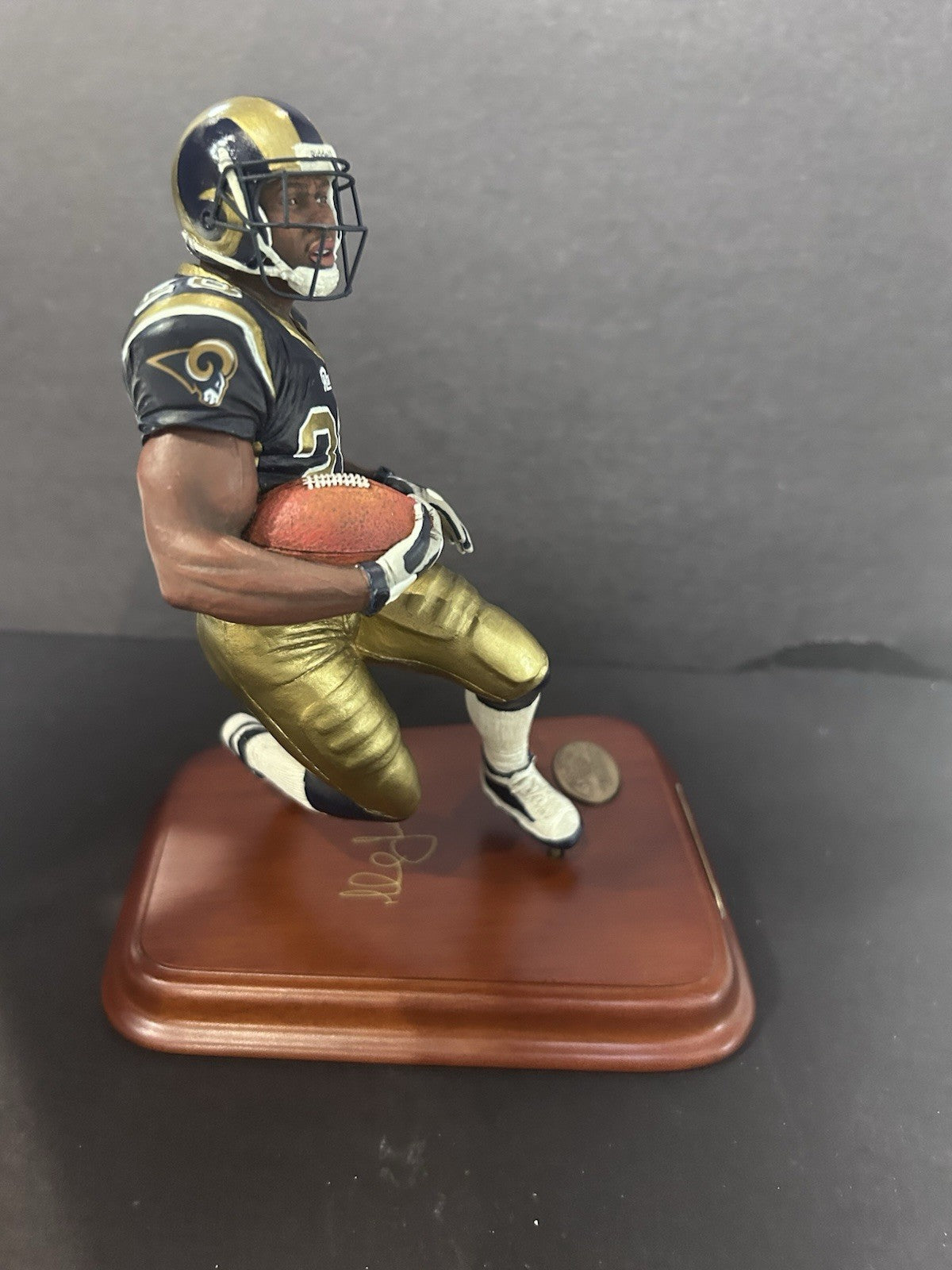 Danbury Mint  Los Angeles Rams Marshall Faulk Figurine Brand New In Box Nib HOF