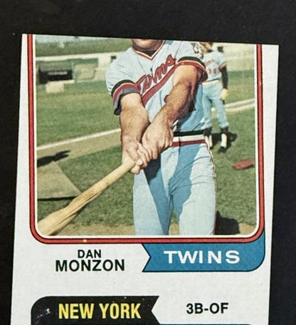 1974 TOPPS BASEBALL MISCUT RARE ERROR CARD Celerino Sanchez 623 Yankees Mint