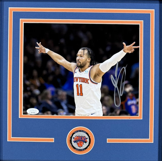 Jalen Brunson Signed 8x10 Photo Framed 3 Point Celebration Knicks Auto JSA COA