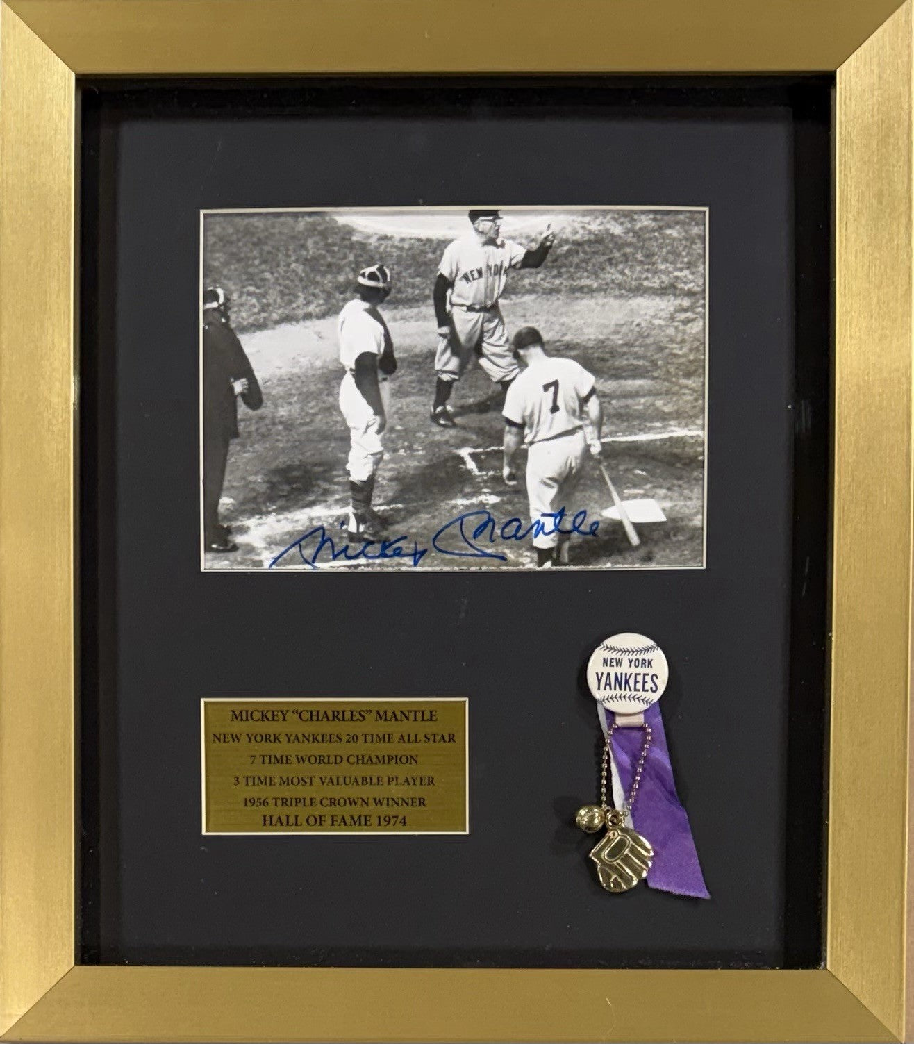Mickey Mantle Signed 6x8 Original Type 1 Photo Framed Yankees W/Pin HOF Auto PSA