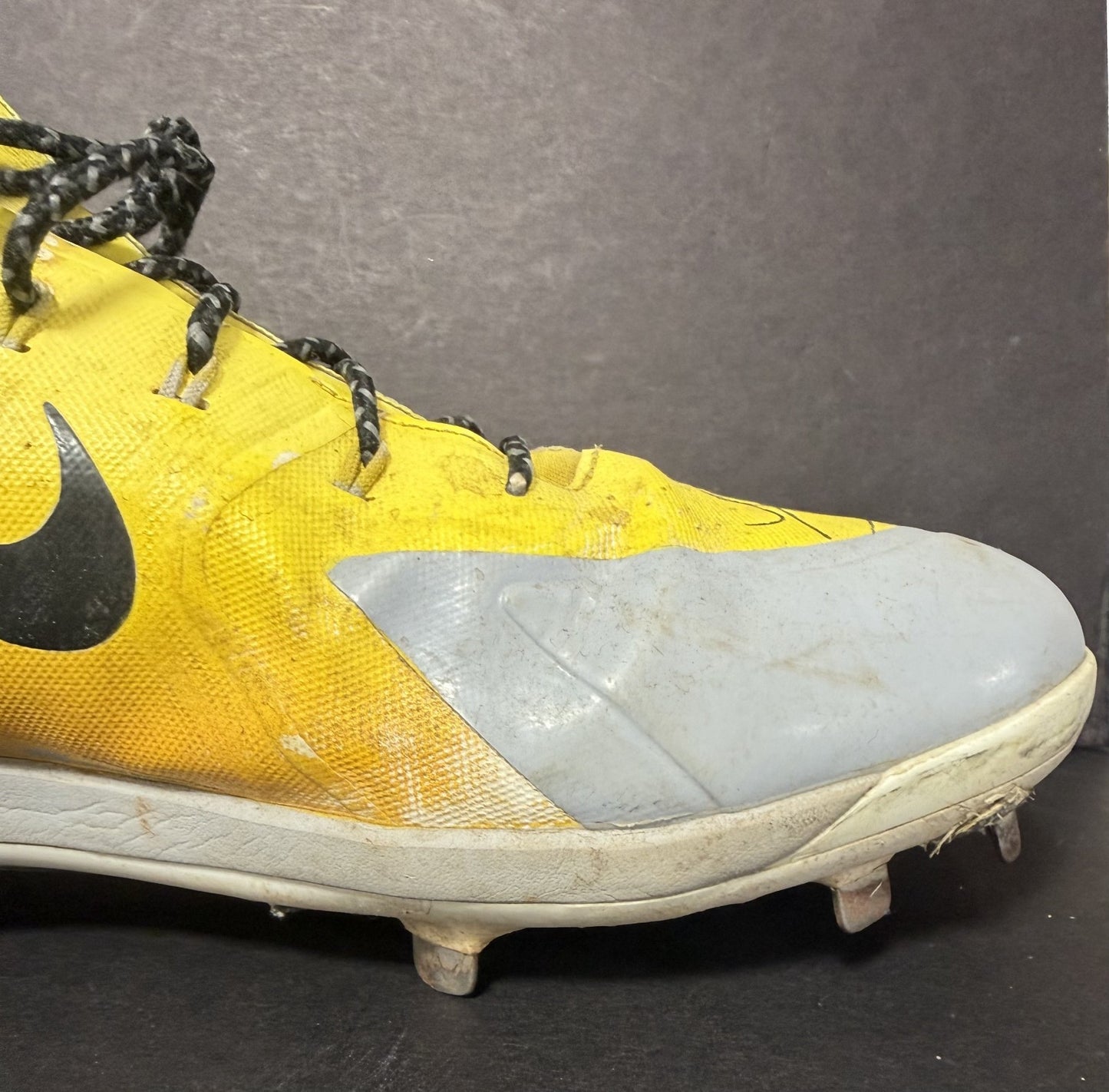Joe Musgrove Signed Game Used Nike Big Smoke Cleats Padres Auto Sz 15 CBM LOA