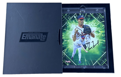 Under Wraps Greg Maddux Signed 8x10 Emanate Photo /99 Auto Fanatics Braves HOF