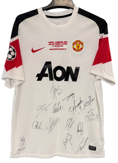 Man United Team Signed Nike Authentic Soccer Jersey 2011 Champs League Auto COA